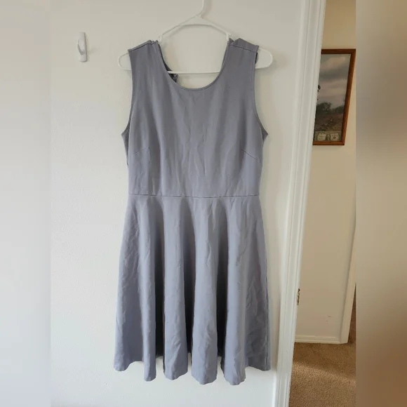 Large (10-14) Women's professional clothes - Picture 3 of 12